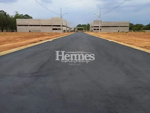 Galpão / Barracão com 1404m², à venda ou para alugar, no bairro Cascata em Paulínia