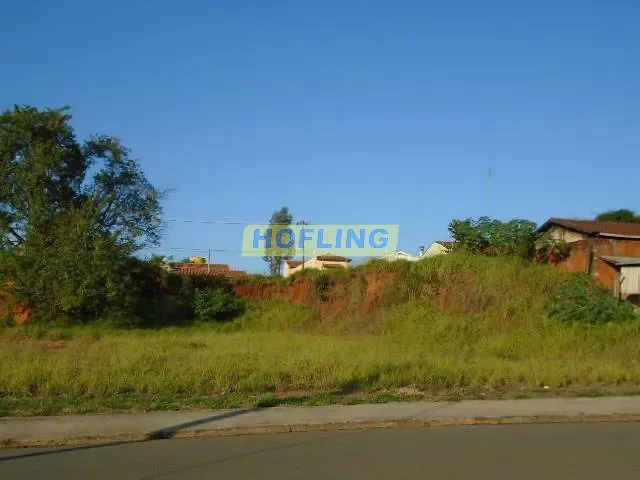 Terreno com 272m², à venda, no bairro Vila Anhangüera em Rio Claro