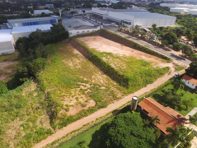 Terreno com 48000m², à venda, no bairro Centro em Itupeva