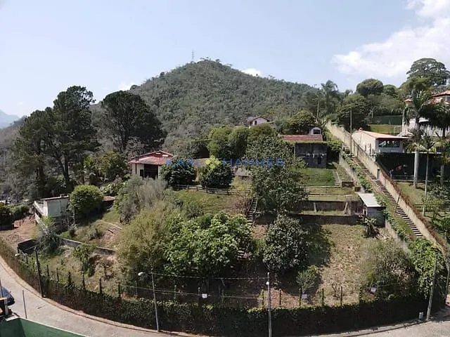 Terreno com 1550m², à venda, no bairro Bonsucesso em Petrópolis