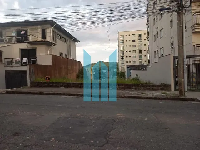 Terreno com 275m², à venda, no bairro Jardim Elvira Dias em Poços de Caldas