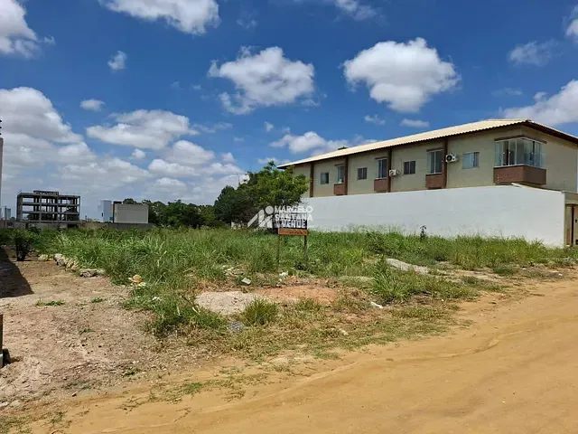 Terreno com 360m², à venda, no bairro Candeias em Vitória da Conquista