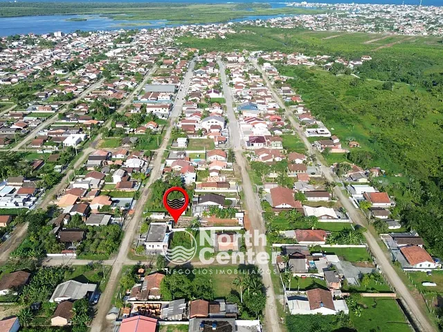 Terreno com 300m², à venda, no bairro Costeira em Balneário Barra do Sul