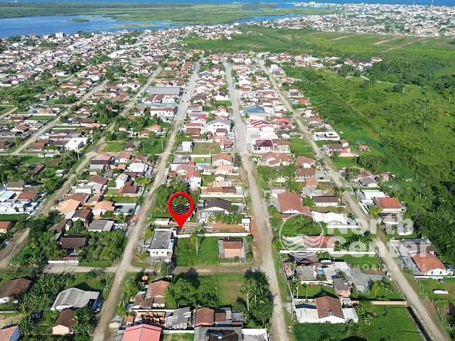 Terreno com 300m², à venda, no bairro Costeira em Balneário Barra do Sul