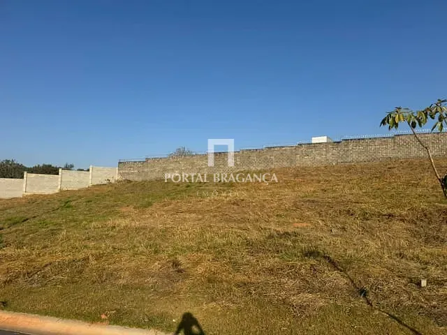 Terreno com 461m², à venda, no bairro Área Rural de Bragança Paulista em Bragança Paulista
