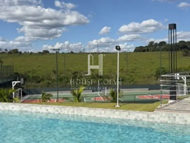 Terreno com 260m², à venda, no bairro Recanto dos Sonhos em Senador Canedo
