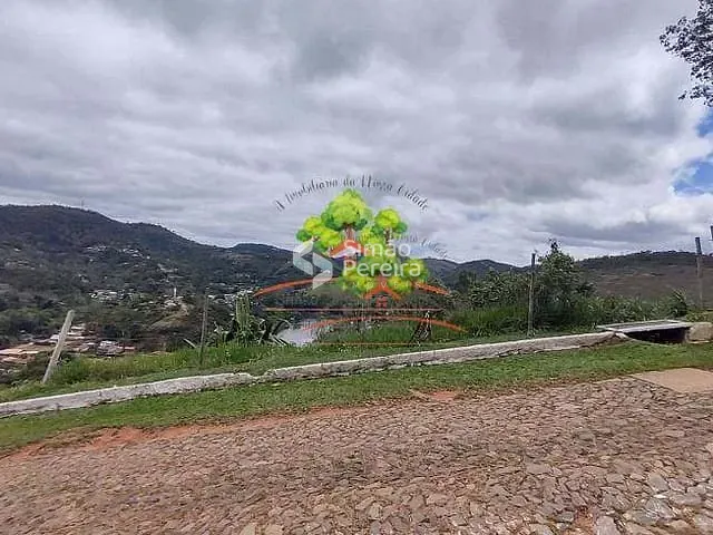 Terreno com 2040m², à venda, no bairro Balança em Simão Pereira