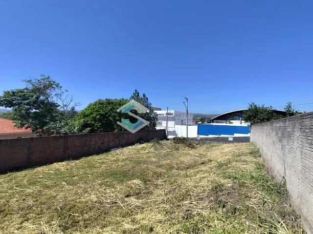 Terreno com 364m², à venda, no bairro Centro  em Jacarezinho