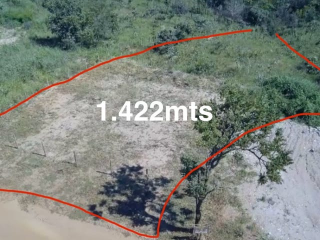 Terreno com 1423m², à venda, no bairro zona rural em Abadiânia