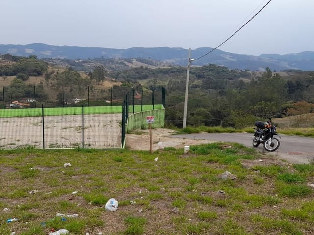 Terreno com 305m², à venda, no bairro Recanto do Sol em Extrema