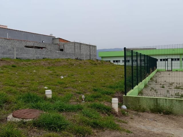Terreno com 305m², à venda, no bairro Recanto do Sol em Extrema