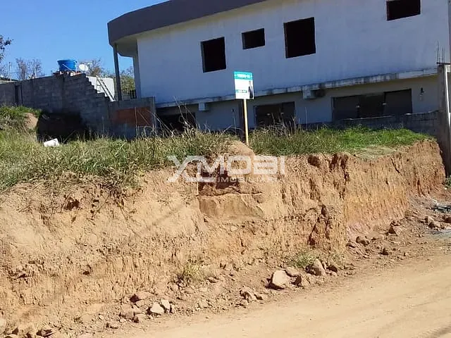 Terreno com 411m², à venda, no bairro Dos Pereiras em Jarinu