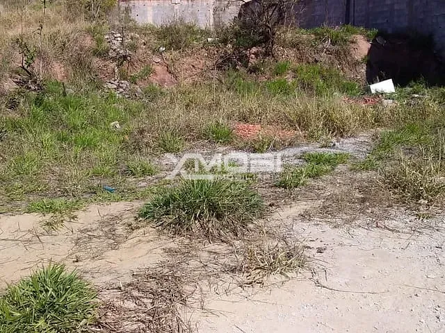 Terreno com 411m², à venda, no bairro Dos Pereiras em Jarinu