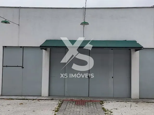 Galpão / Barracão com 1045m², à venda, no bairro Tarumã em Curitiba
