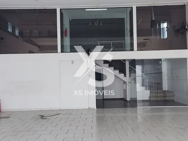 Galpão / Barracão com 1045m², à venda, no bairro Tarumã em Curitiba