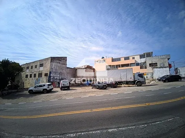 Terreno com 638m², à venda, no bairro Bussocaba em Osasco