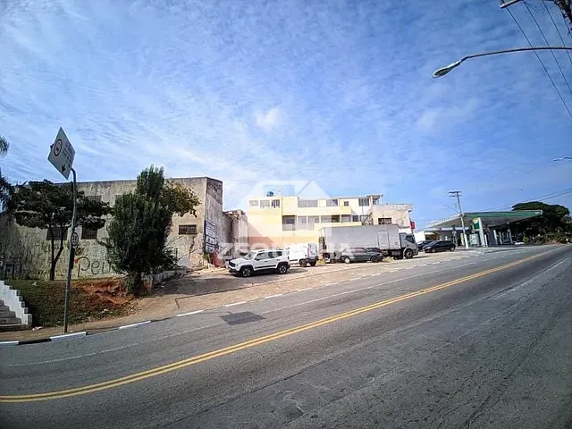 Terreno com 638m², à venda, no bairro Bussocaba em Osasco