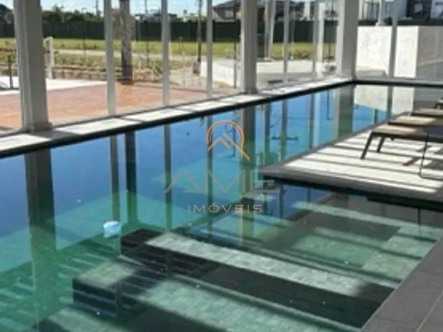Terreno com 323m², à venda, no bairro Laranjal em Pelotas