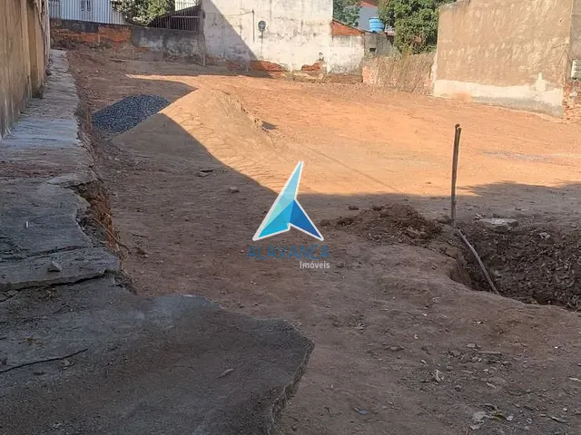 Terreno com 800m², para alugar, no bairro Carapina em Governador Valadares