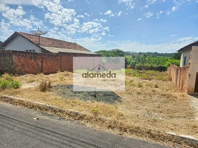 Terreno com 280m², à venda, no bairro JARDIM PANORAMA em Jacarezinho