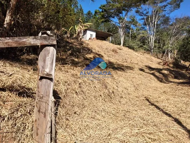 Terreno com 5000m², à venda, no bairro Canaã em Jambeiro
