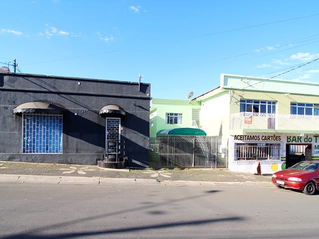 Terreno com 800m², à venda, no bairro Uvaranas em Ponta Grossa