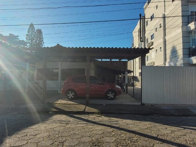 Terreno com 450m², à venda, no bairro Ingleses em Florianópolis