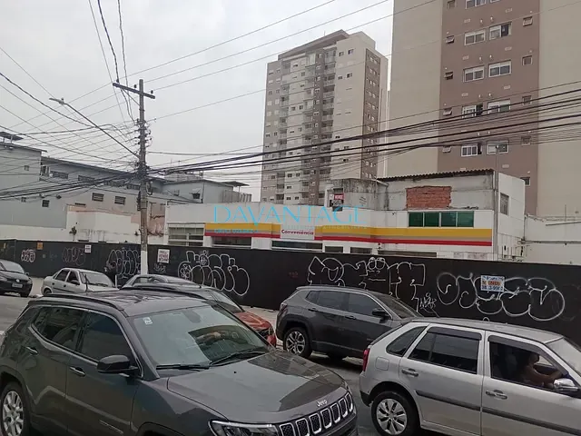 Terreno com 800m², à venda, no bairro Lapa em São Paulo