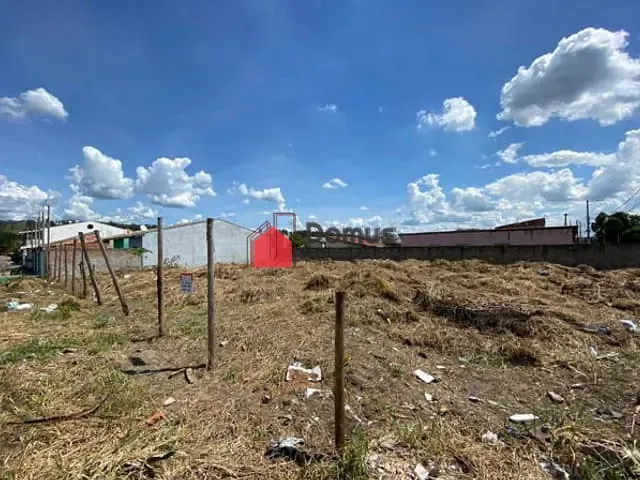 Terreno com 289m², à venda, no bairro Jardim Regina em Pindamonhangaba