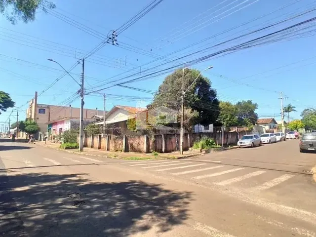 Terreno com 400m², à venda, no bairro Vila Oliveira em Rolândia
