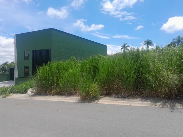 Terreno com 250m², à venda, no bairro Santa Claudina em Vinhedo