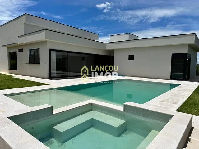 Casa 3 quartos e 5 banheiros, à venda ou para alugar, no bairro Centro em Cabreúva