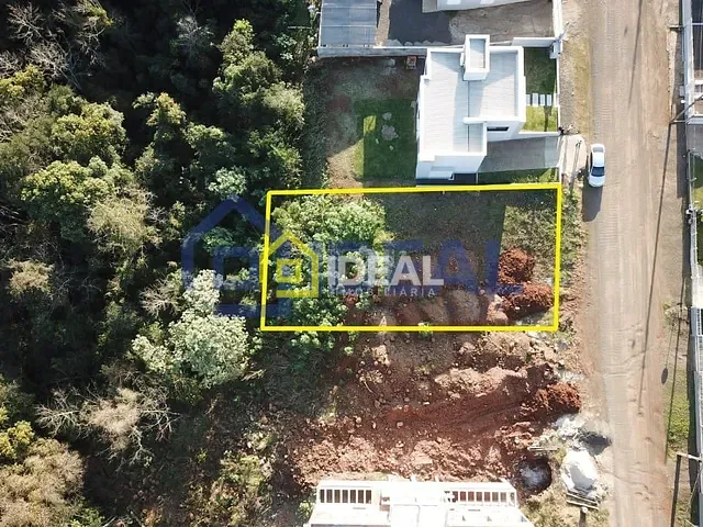 Terreno com 450m², à venda, no bairro Parque de Exposições em Concórdia