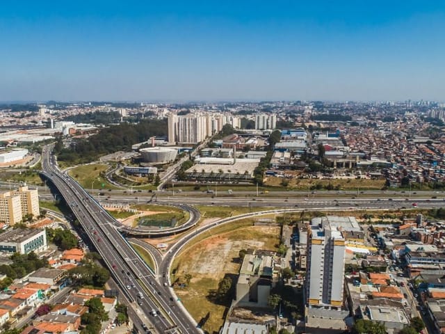 Terreno com 11490m², para alugar, no bairro Vila Duzzi em São Bernardo do Campo