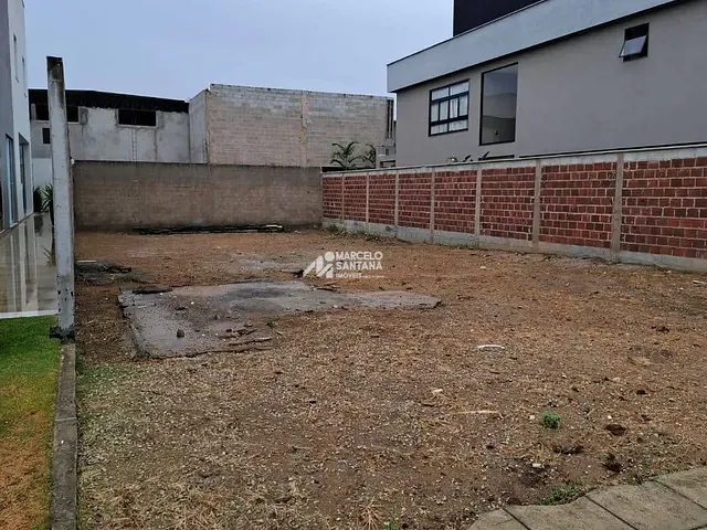 Terreno com 360m², à venda, no bairro Boa Vista em Vitória da Conquista