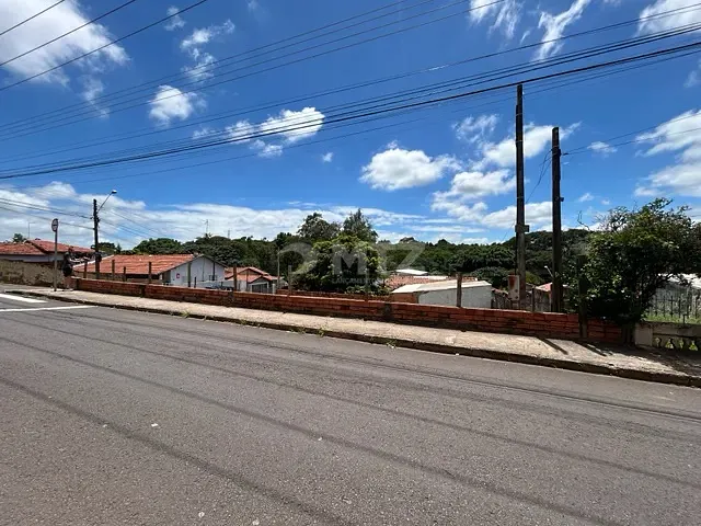 Terreno com 310m², à venda, no bairro Centro em Botucatu
