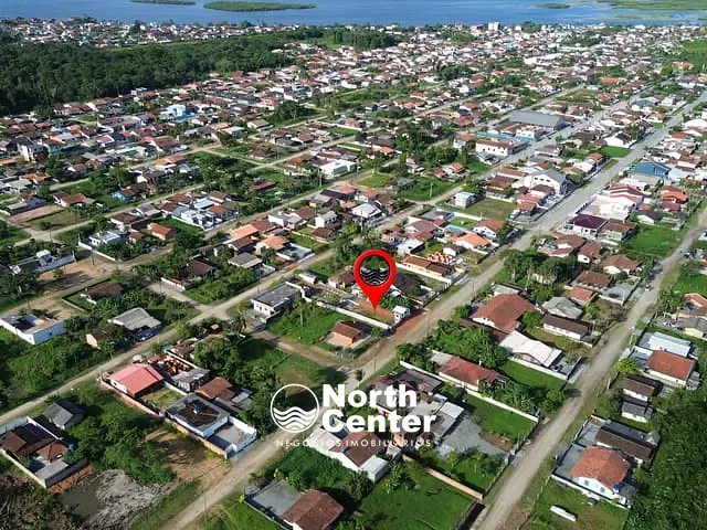 Terreno com 381m², à venda, no bairro Costeira em Balneário Barra do Sul