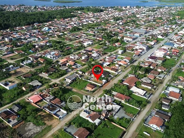 Terreno com 381m², à venda, no bairro Costeira em Balneário Barra do Sul