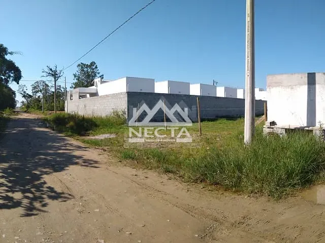 Terreno com 300m², à venda, no bairro Pontal de Santa Marina em Caraguatatuba