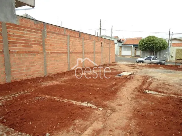 Terreno com 250m², à venda, no bairro Residencial Furlan em Santa Bárbara D'Oeste