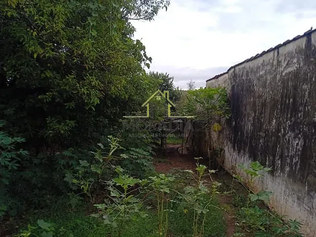 Terreno com 250m², à venda, no bairro Vila Santa Bárbara em Guaxupé