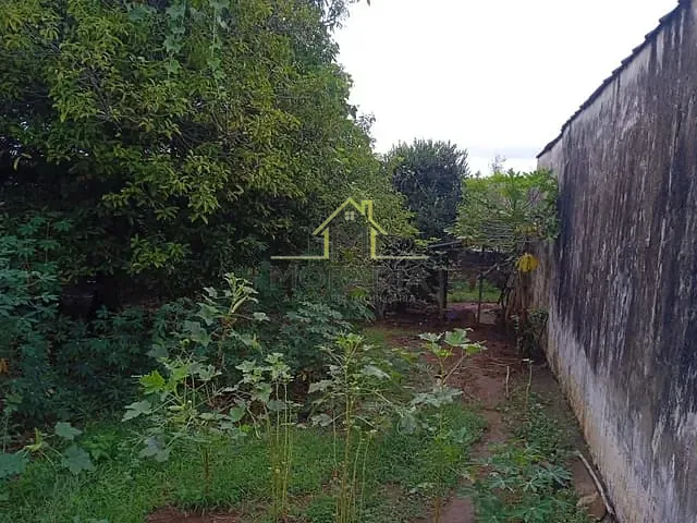Terreno com 250m², à venda, no bairro Vila Santa Bárbara em Guaxupé