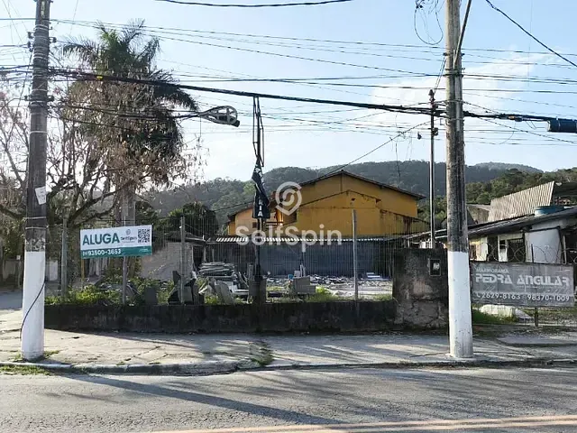 Terreno com 140m², para alugar, no bairro Itaipu em Niterói