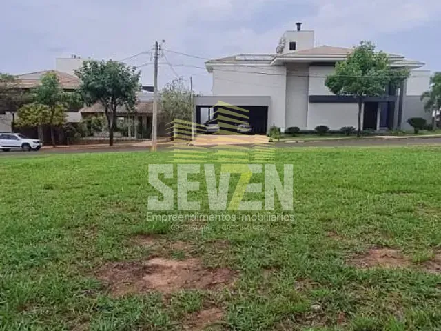 Terreno com 503m², à venda, no bairro Residencial Lago Sul em Bauru