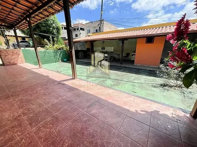 Casa com 1100m², à venda, no bairro Sao Mateus em Contagem