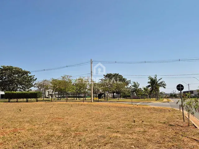 Terreno com 360m², à venda, no bairro Terras Alpha Residencial 1 em Senador Canedo