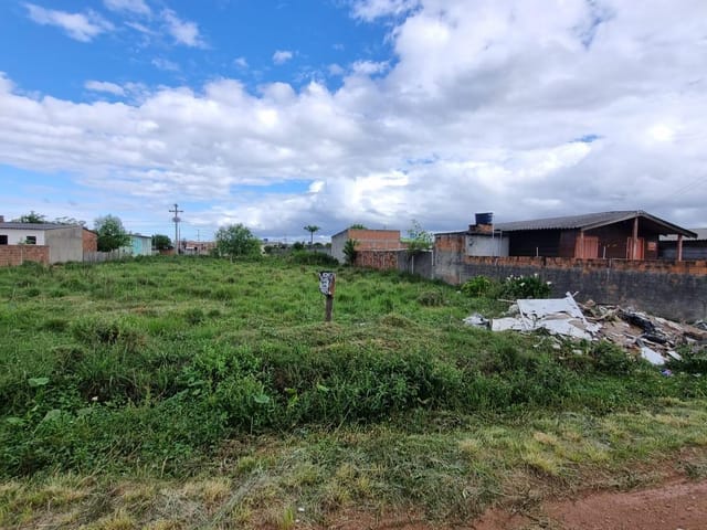 Terreno com 360m², à venda, no bairro Três Vendas em Pelotas