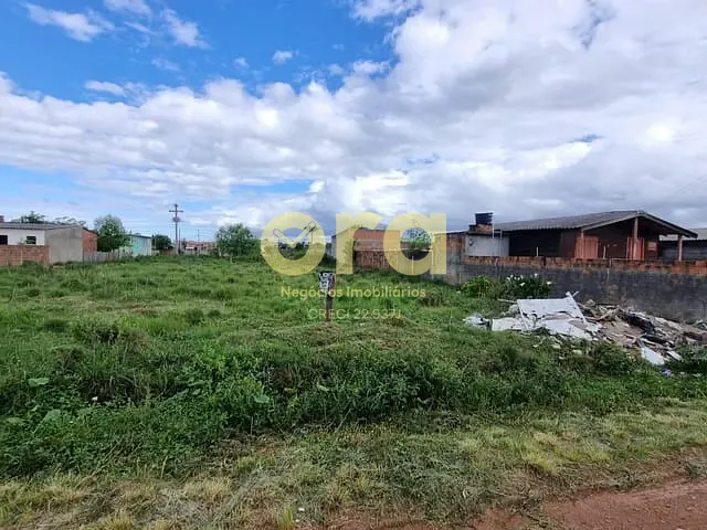 Terreno com 360m², à venda, no bairro Três Vendas em Pelotas