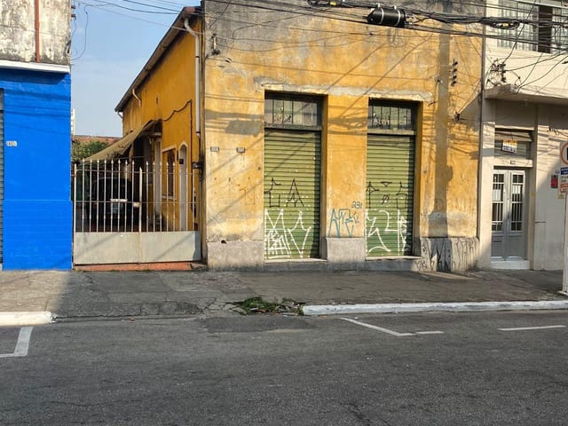 Terreno com 348m², à venda, no bairro Cambuci em São Paulo
