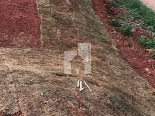 Terreno com 1000m², à venda, no bairro Chácara São Jorge em Jundiaí